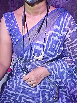 Snapshot of XBHUUME chatting on October 9, 5:11 pm XBHUUME online show from October 9, 5:11 pm