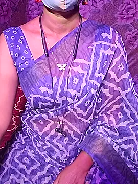 Snapshot of XBHUUME chatting on December 1, 4:12 pm XBHUUME online show from December 1, 4:12 pm