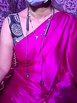 Snapshot of XBHUUME chatting on February 27, 5:02 pm XBHUUME online show from February 27, 5:02 pm