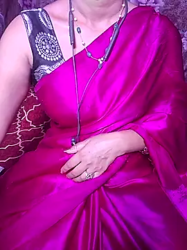 Snapshot of XBHUUME chatting on March 10, 5:18 pm XBHUUME online show from March 10, 5:18 pm