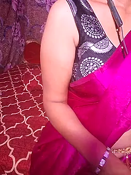 Snapshot of XBHUUME chatting on May 11, 5:10 pm XBHUUME online show from May 11, 5:10 pm