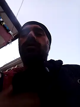 Snapshot of kevgir08 chatting on December 23, 5:39 am kevgir08 online show from December 23, 5:39 am