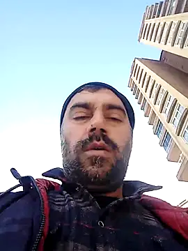 Snapshot of kevgir08 chatting on February 22, 1:24 pm kevgir08 online show from February 22, 1:24 pm