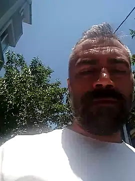 Snapshot of kevgir08 chatting on June 29, 11:10 am kevgir08 online show from June 29, 11:10 am