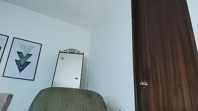 carminaurmommy online show from February 17, 10:38 pm