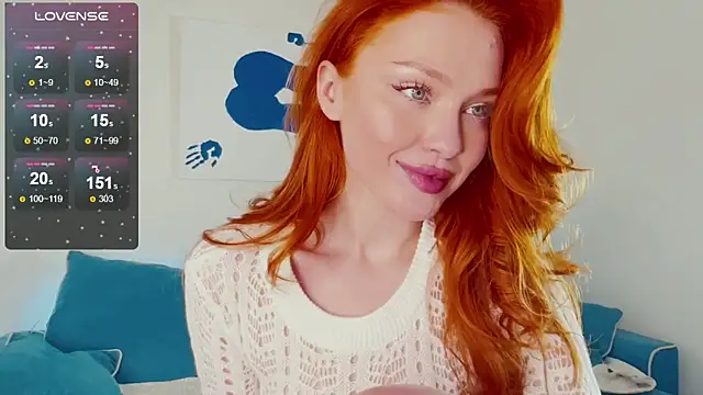 Snapshot of Born_to_Loveee chatting on January 14, 2:00 pm Born to Loveee online show from January 14, 2:00 pm