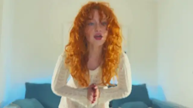 Snapshot of Born_to_Loveee chatting on September 23, 1:03 pm Born to Loveee online show from September 23, 1:03 pm