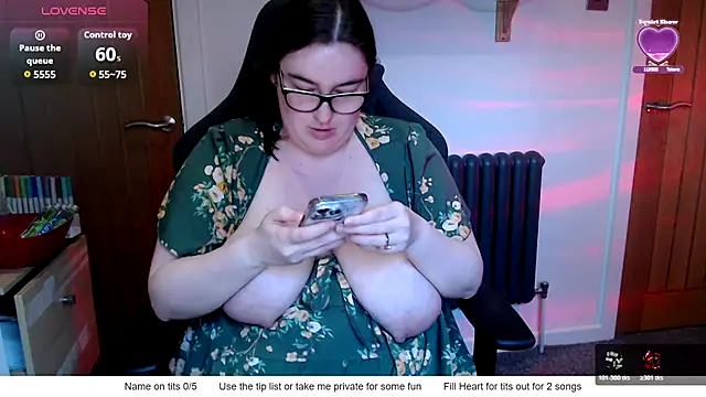 Rebecca Summer online show from March 4, 6:52 am