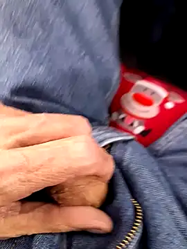 feet toes online show from February 18, 12:49 pm