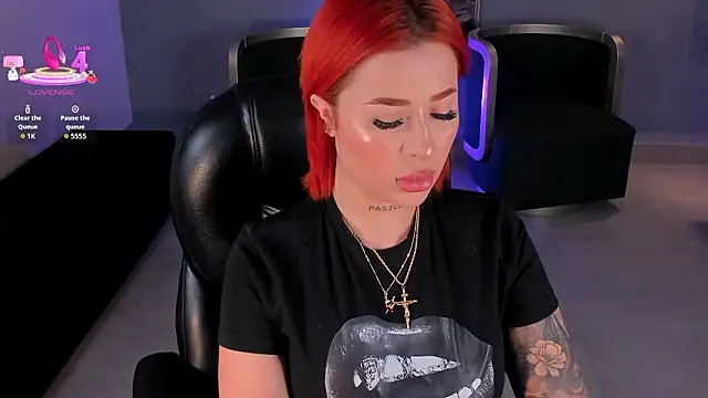 MadelineFox online show from February 13, 7:26 am