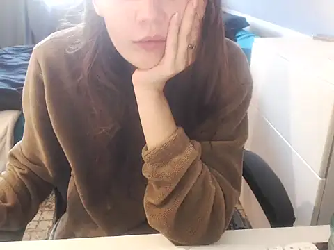 Snapshot of Laco-cO chatting on February 9, 11:03 am Laco-cO online show from February 9, 11:03 am