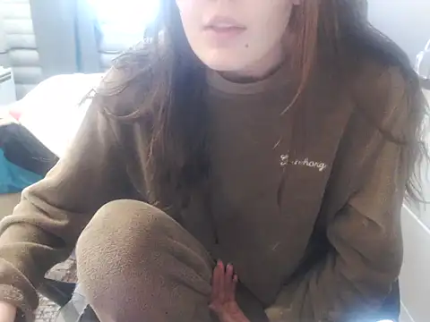 Snapshot of Laco-cO chatting on February 16, 12:34 pm Laco-cO online show from February 16, 12:34 pm