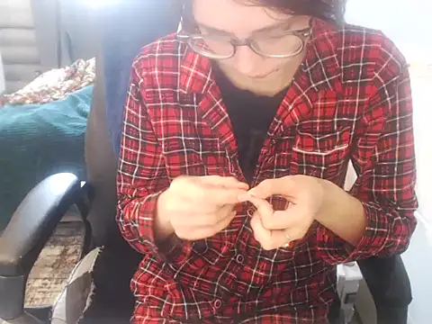 Snapshot of Laco-cO chatting on March 6, 8:22 am Laco-cO online show from March 6, 8:22 am