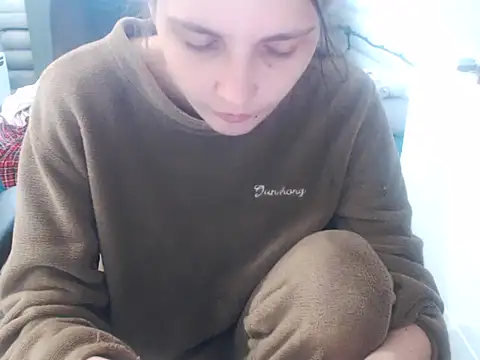 Snapshot of Laco-cO chatting on March 20, 7:46 am Laco-cO online show from March 20, 7:46 am