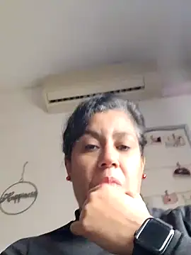 Snapshot of Molly_newman6 chatting on January 20, 2:36 pm Molly newman6 online show from January 20, 2:36 pm
