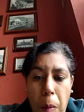 Snapshot of Molly_newman6 chatting on January 22, 1:32 pm Molly newman6 online show from January 22, 1:32 pm