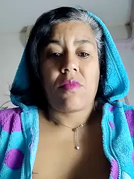 Snapshot of Molly_newman6 chatting on February 6, 4:53 am Molly newman6 online show from February 6, 4:53 am