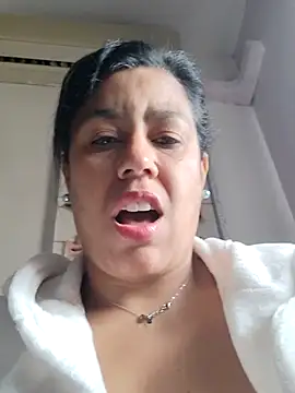 Snapshot of Molly_newman6 chatting on February 22, 1:57 pm Molly newman6 online show from February 22, 1:57 pm