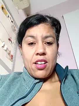 Snapshot of Molly_newman6 chatting on March 15, 5:41 am Molly newman6 online show from March 15, 5:41 am