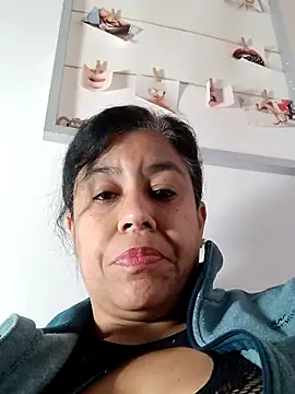 Snapshot of Molly_newman6 chatting on March 16, 11:16 am Molly newman6 online show from March 16, 11:16 am