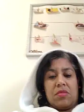 Snapshot of Molly_newman6 chatting on March 21, 5:12 pm Molly newman6 online show from March 21, 5:12 pm
