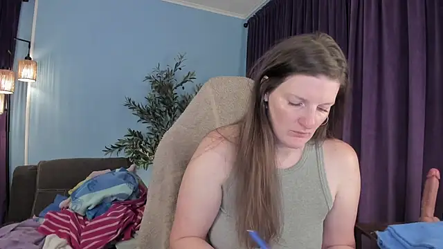 Snapshot of Kelly_Carolina chatting on April 22, 11:34 am Kelly Carolina online show from April 22, 11:34 am