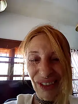 Snapshot of FrozenWaffle chatting on January 25, 3:52 pm FrozenWaffle online show from January 25, 3:52 pm