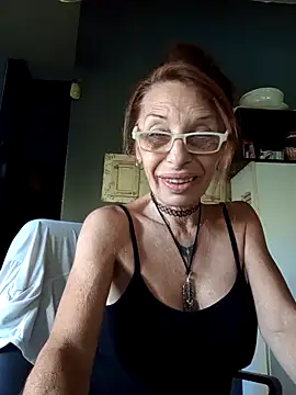 Snapshot of FrozenWaffle chatting on April 18, 1:48 pm FrozenWaffle online show from April 18, 1:48 pm