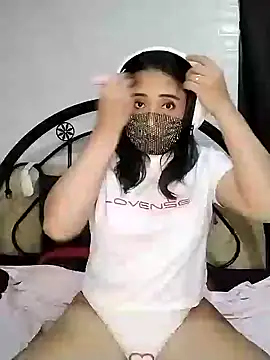  Shimmerlyn  online show from December 22, 4:59 pm