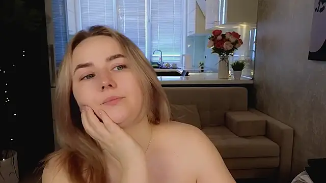 Mira Mermayd online show from March 27, 1:22 am