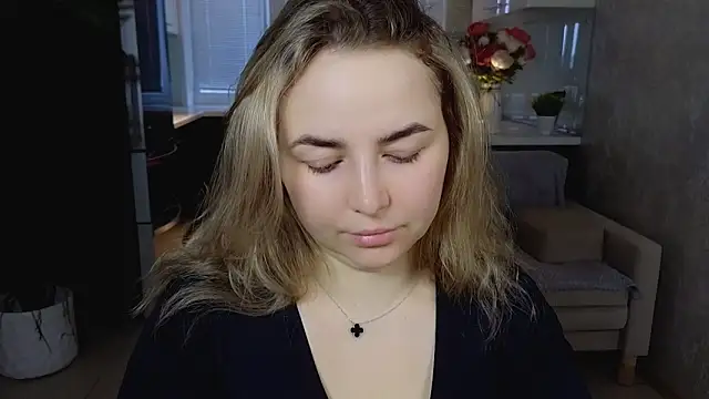 Snapshot of Mira_Mermayd chatting on April 24, 1:19 am Mira Mermayd online show from April 24, 1:19 am