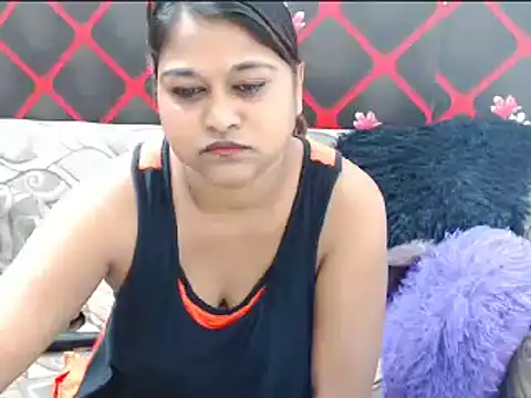Snapshot of indian_glitter chatting on March 18, 5:31 pm indian glitter online show from March 18, 5:31 pm