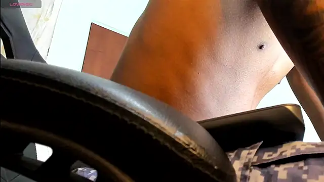 YeremiBrowm online show from December 4, 10:51 pm