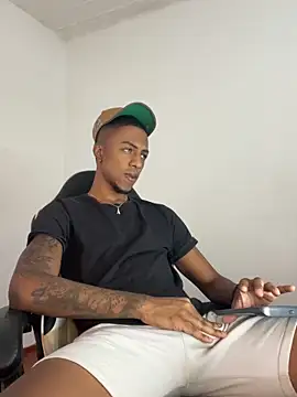 YeremiBrowm online show from February 26, 8:11 pm