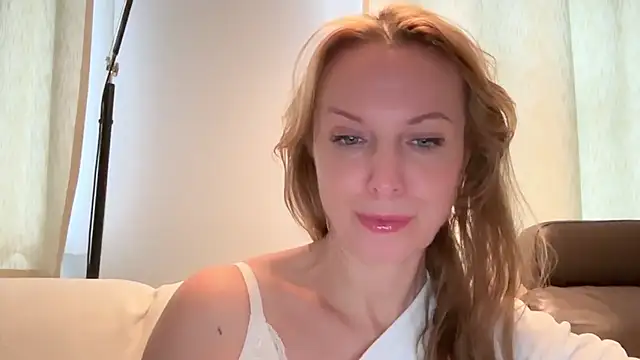 RachellAmazing online show from January 21, 1:22 pm
