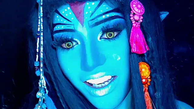 Snapshot of xPATRICIA_ARDEN_AVATAR chatting on February 13, 10:22 am xPATRICIA ARDEN AVATAR online show from February 13, 10:22 am