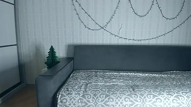 Jessica Rubatte online show from December 23, 8:45 am