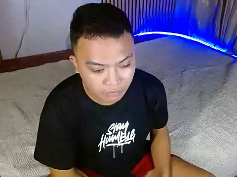 Snapshot of xsweetasian69x chatting on December 18, 7:30 pm xsweetasian69x online show from December 18, 7:30 pm