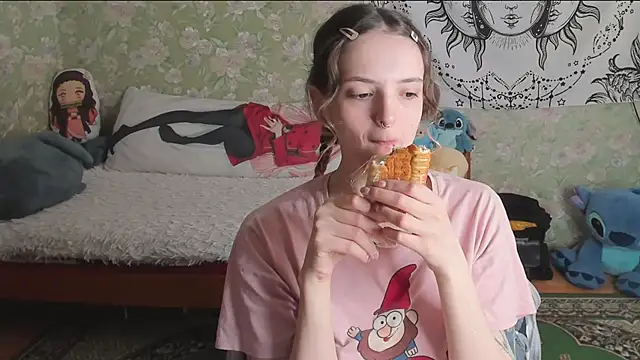 Cutie Adelia online show from April 15, 8:54 am