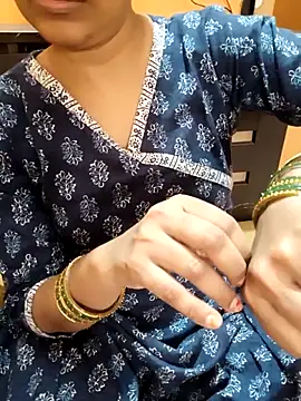 Diya 143 online show from November 10, 8:13 am