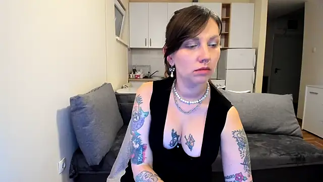 StacyTigerr online show from March 11, 7:14 pm