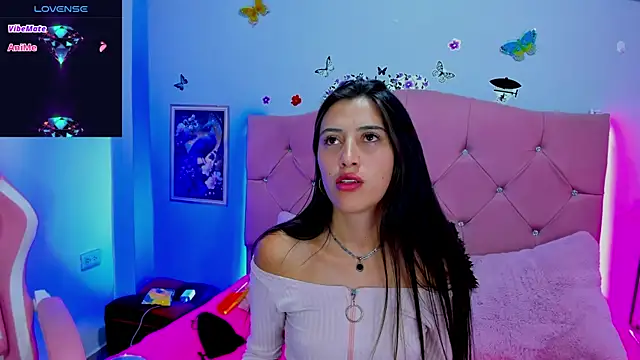Snapshot of brenda_moris01 chatting on January 20, 3:37 am brenda moris01 online show from January 20, 3:37 am