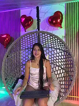 brenda moris01 online show from February 10, 9:30 pm