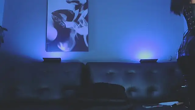 Amberstones online show from December 4, 8:06 pm