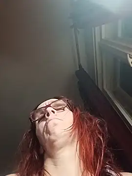 Snapshot of Dettybitch40 chatting on February 25, 7:56 pm Dettybitch40 online show from February 25, 7:56 pm