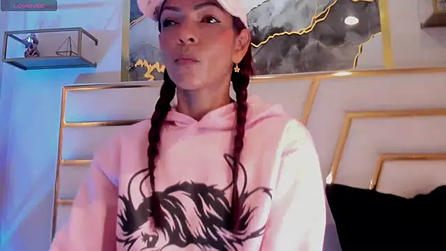 HannaPetit online show from April 9, 7:08 pm