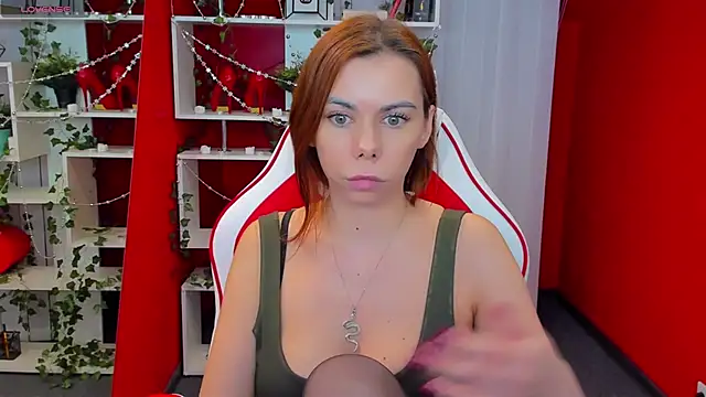 Snapshot of KateCloud chatting on March 16, 12:12 am KateCloud online show from March 16, 12:12 am