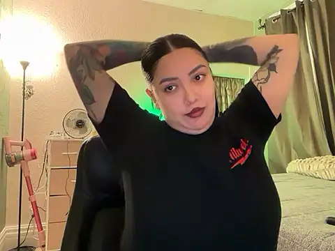 nativepumpkin95 online show from November 14, 1:15 am