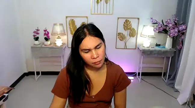 Asian flabby online show from December 17, 6:24 am