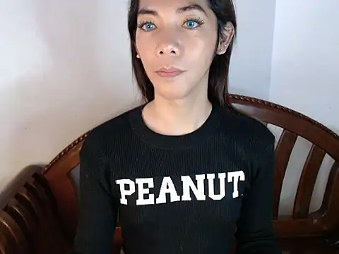 Snapshot of perly_169 chatting on January 18, 11:11 pm perly 169 online show from January 18, 11:11 pm